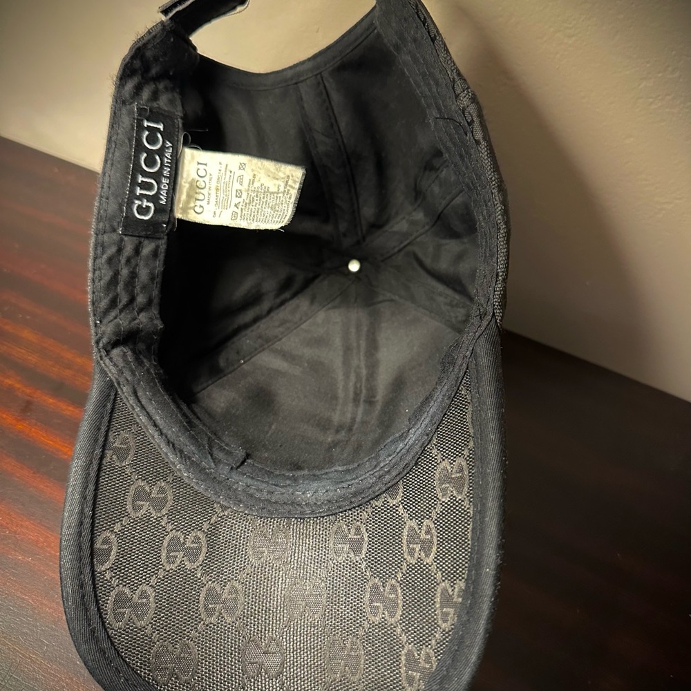 ⚜️Gucci Black Monogram Cap⚜️ - Picture 2 of 6